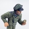 Das Werk DWF014 StuG III crew & Infantry set 1/16
